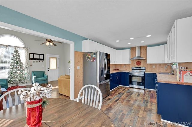 917 Marquise Court, Jeffersonville, IN 47130