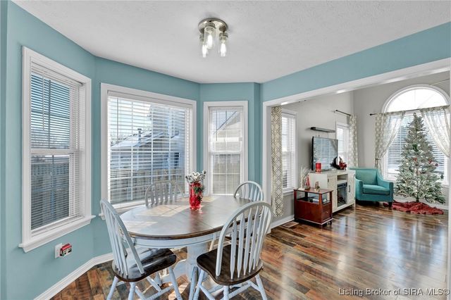 917 Marquise Court, Jeffersonville, IN 47130