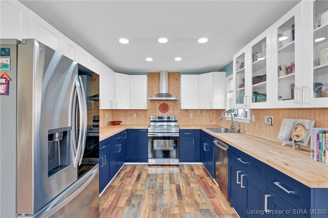 917 Marquise Court, Jeffersonville, IN 47130