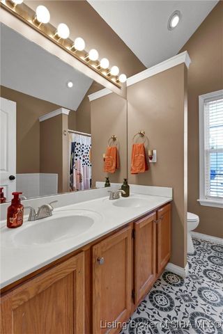 917 Marquise Court, Jeffersonville, IN 47130