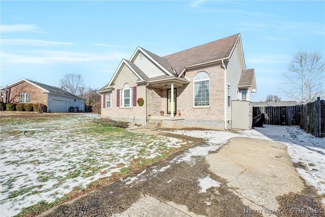 917 Marquise Court, Jeffersonville, IN 47130