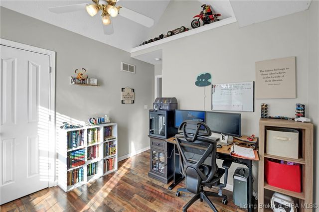 917 Marquise Court, Jeffersonville, IN 47130