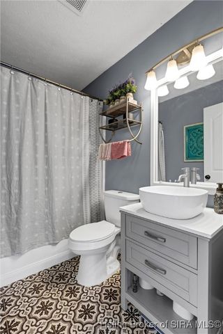 917 Marquise Court, Jeffersonville, IN 47130