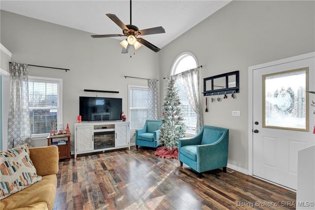 917 Marquise Court, Jeffersonville, IN 47130