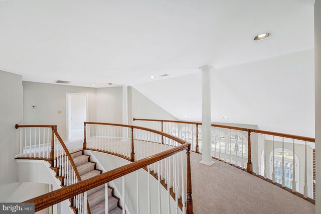 9810 PORTSIDE DR, Burke, VA 22015