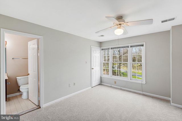 9810 PORTSIDE DR, Burke, VA 22015