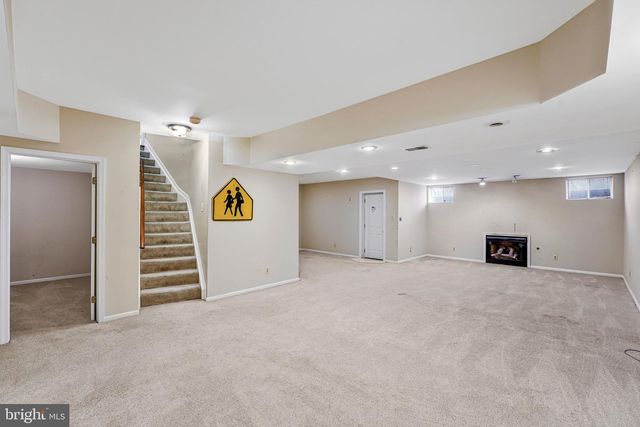 9810 PORTSIDE DR, Burke, VA 22015