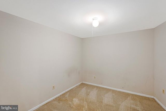 9810 PORTSIDE DR, Burke, VA 22015