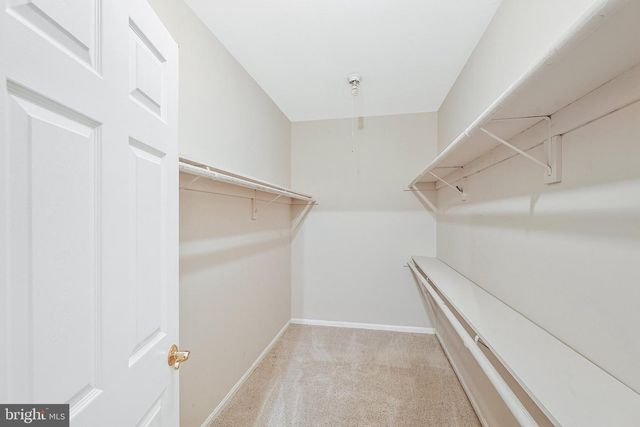 9810 PORTSIDE DR, Burke, VA 22015