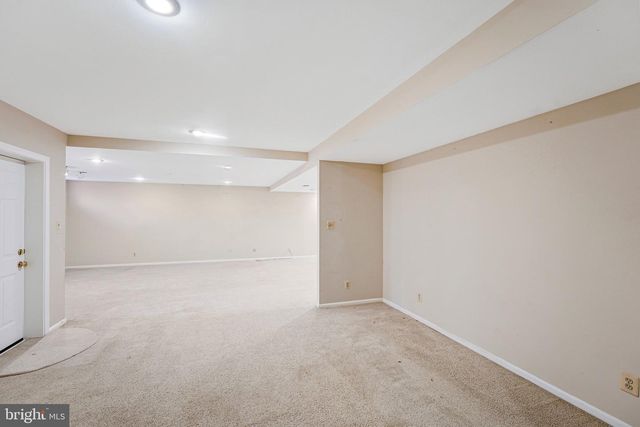 9810 PORTSIDE DR, Burke, VA 22015