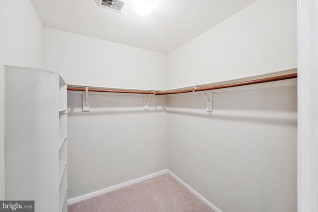 9810 PORTSIDE DR, Burke, VA 22015