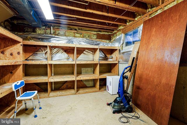 9810 PORTSIDE DR, Burke, VA 22015