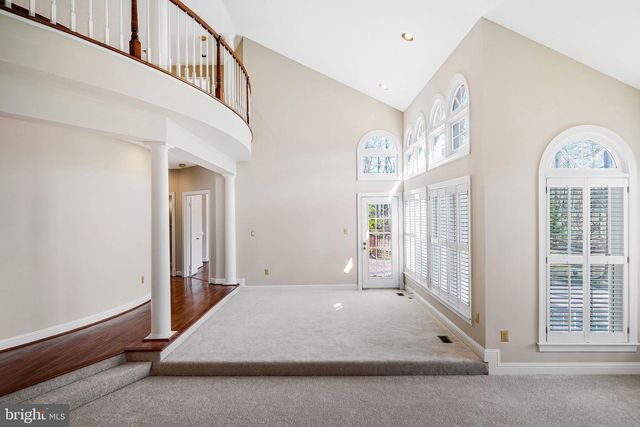 9810 PORTSIDE DR, Burke, VA 22015