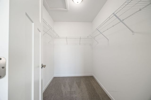 1216 Gillespie Lane, Yorkville, IL 60560