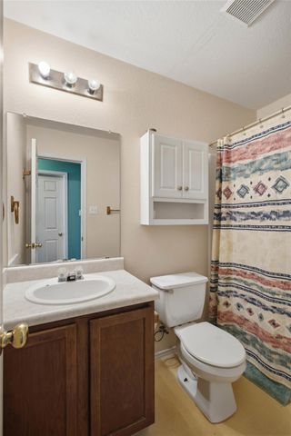 718 Blair Ave, Bastrop, TX 78602