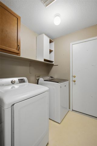 718 Blair Ave, Bastrop, TX 78602