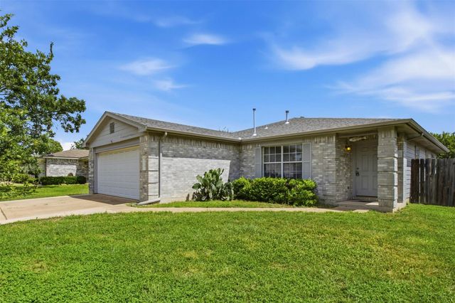 718 Blair Ave, Bastrop, TX 78602