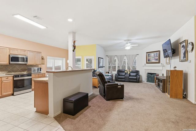 532 Rooster, Schertz, TX 78154