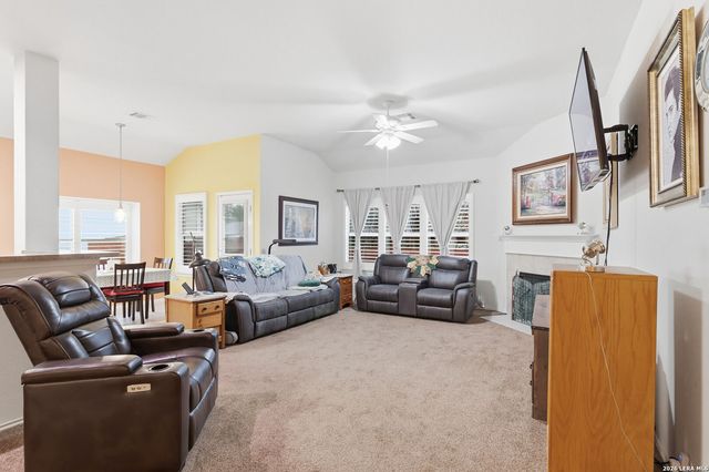 532 Rooster, Schertz, TX 78154