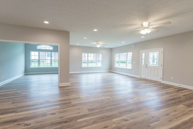 126 Autumn Leaf Path, Georgetown, KY 40324
