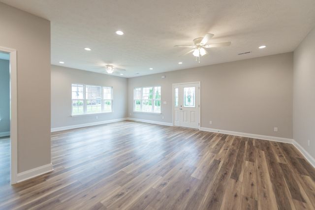 126 Autumn Leaf Path, Georgetown, KY 40324