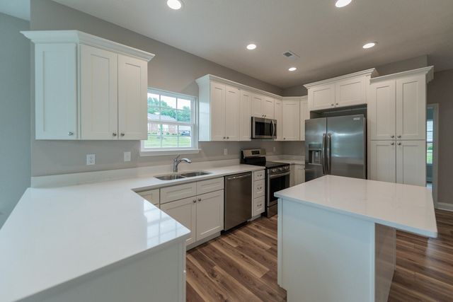 126 Autumn Leaf Path, Georgetown, KY 40324