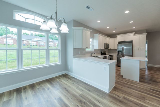 126 Autumn Leaf Path, Georgetown, KY 40324