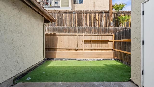 134 Espanas, Escondido, CA 92026