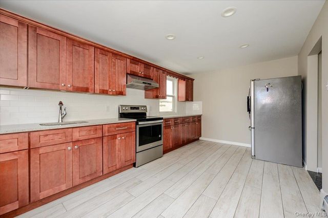 450 E Broadway Main, Long Beach, NY 11561