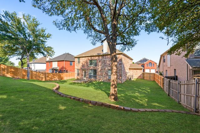 7833 Harvest Hill Road, North Richland Hills, TX 76182