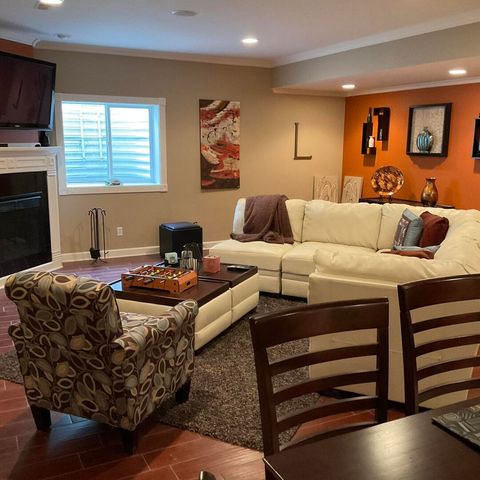 1808 S Orchard Drive, Mahomet, IL 61853