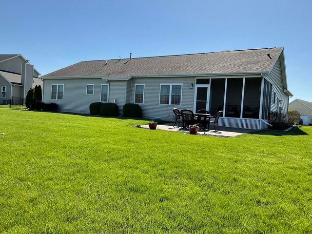 1808 S Orchard Drive, Mahomet, IL 61853