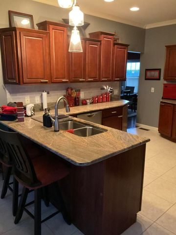 1808 S Orchard Drive, Mahomet, IL 61853