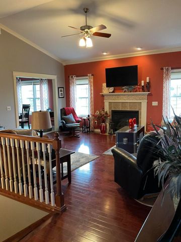 1808 S Orchard Drive, Mahomet, IL 61853