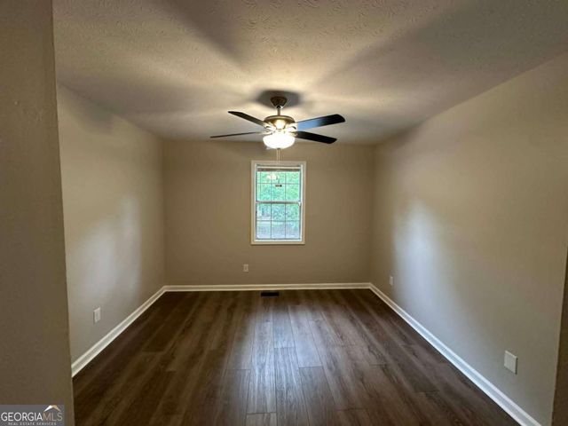 6717 Lakewood Drive, Douglasville, GA 30135