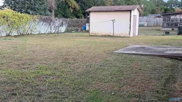 111 Edinburgh Drive, Athens, AL 35611