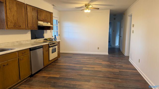 111 Edinburgh Drive, Athens, AL 35611