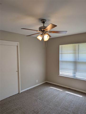 5417 Palmer Drive, Haltom City, TX 76117