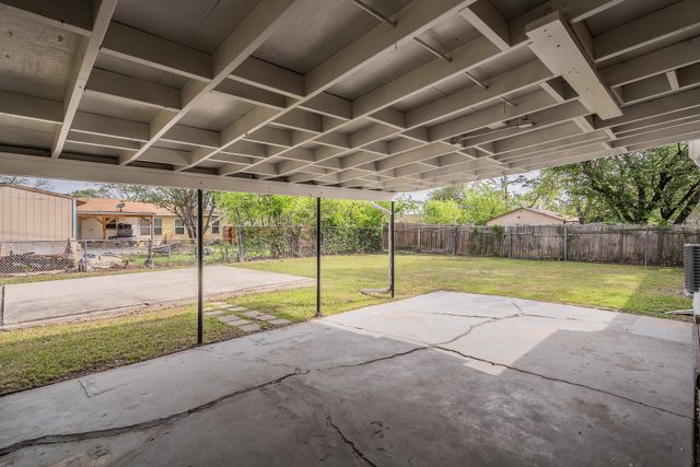 5417 Palmer Drive, Haltom City, TX 76117