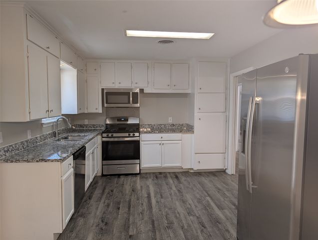 5417 Palmer Drive, Haltom City, TX 76117