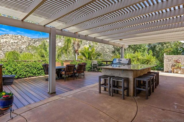 15710 Zeigler Ct, Ramona, CA 92065