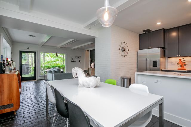 1402 W ROLLINS RD, Columbia, MO 65203