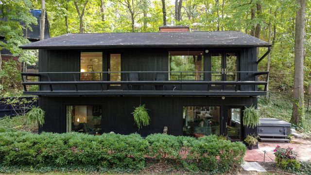 1402 W ROLLINS RD, Columbia, MO 65203