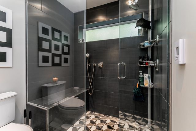 1402 W ROLLINS RD, Columbia, MO 65203