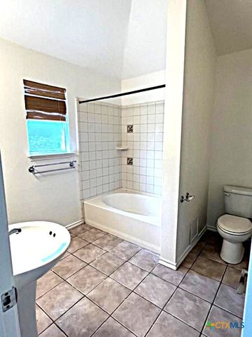 4805 Box Canyon Drive, Temple, TX 76502