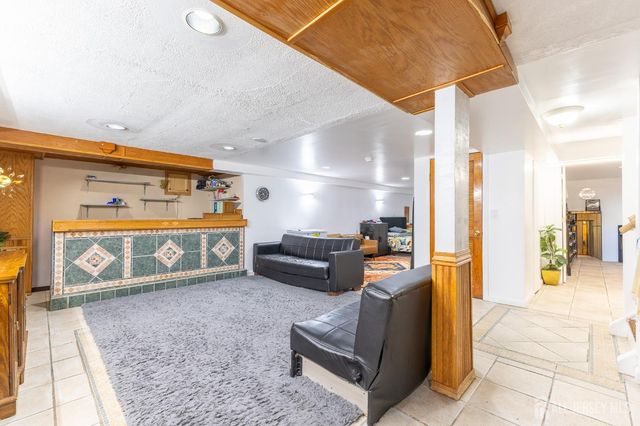 100 Washington Road, Sayreville, NJ 08872