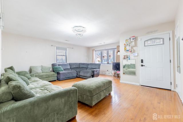 100 Washington Road, Sayreville, NJ 08872
