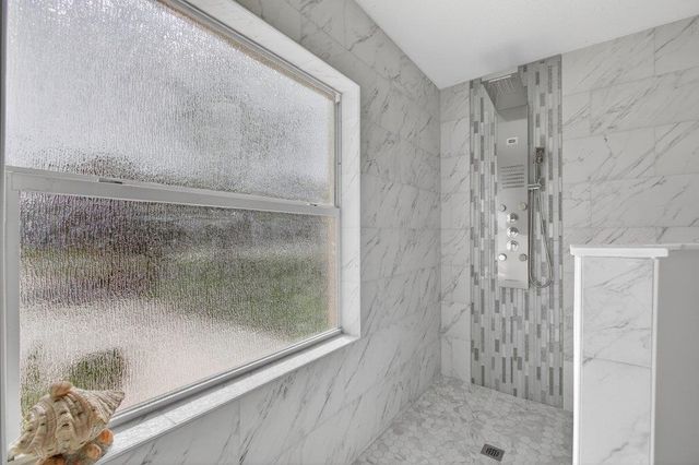 15 Londonderry Dr, Palm Coast, FL 32137