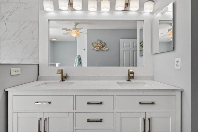 15 Londonderry Dr, Palm Coast, FL 32137