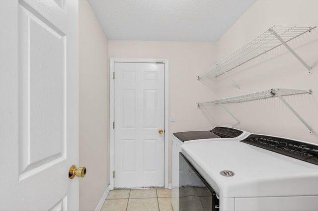 15 Londonderry Dr, Palm Coast, FL 32137